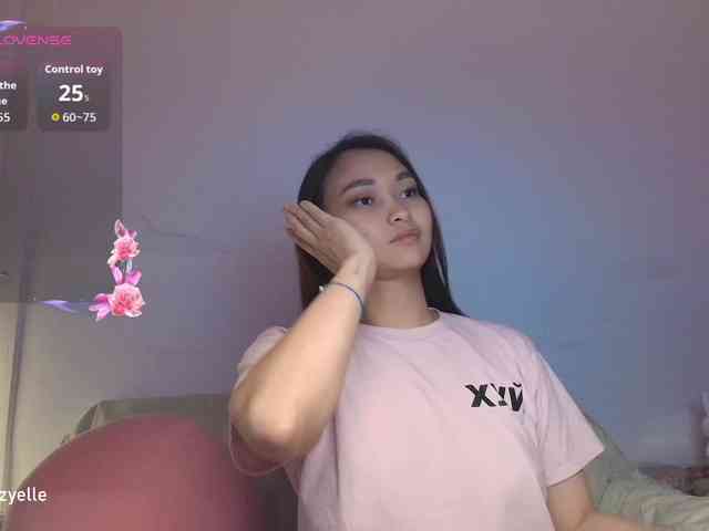 RozyElle webcam