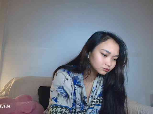 RozyElle webcam