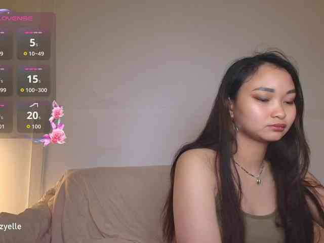 RozyElle webcam