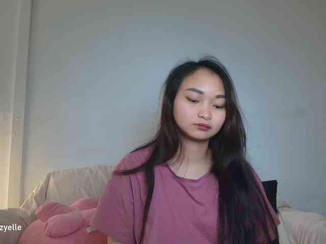 RozyElle webcam
