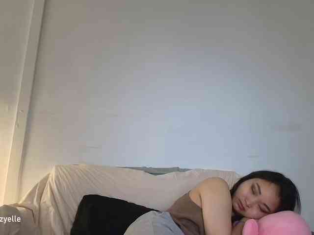 RozyElle webcam