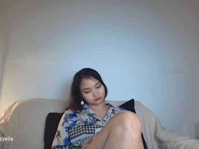 RozyElle webcam