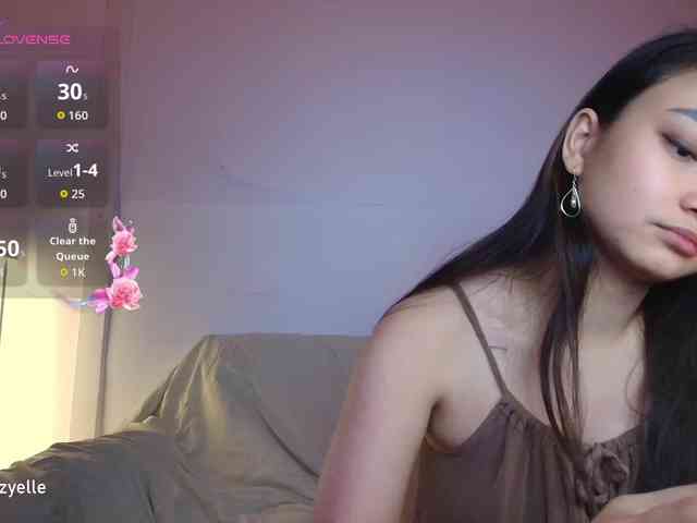 RozyElle webcam
