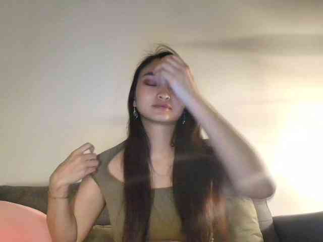 RozyElle webcam