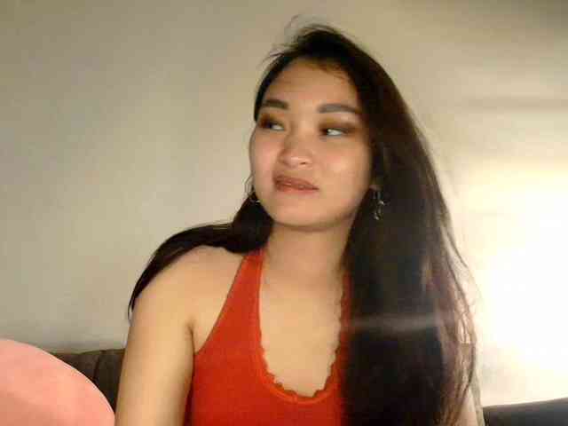 RozyElle webcam