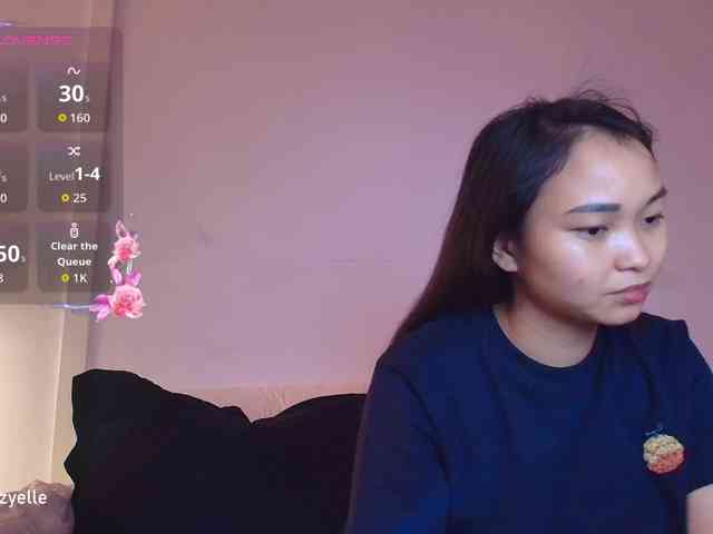 RozyElle webcam