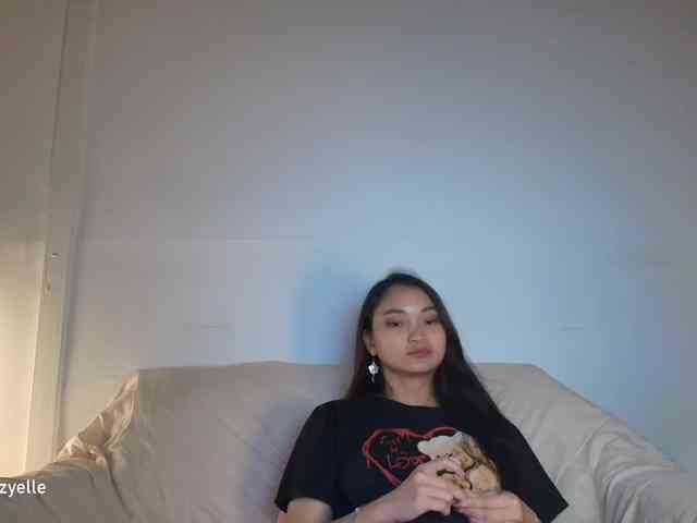RozyElle webcam