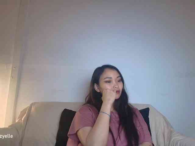 RozyElle webcam