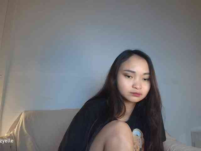 RozyElle webcam