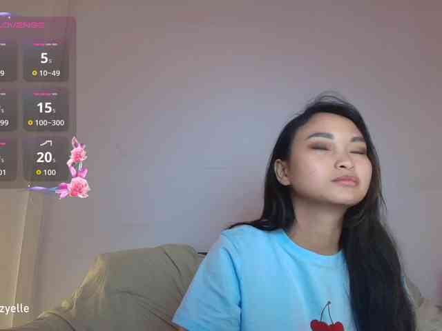RozyElle webcam