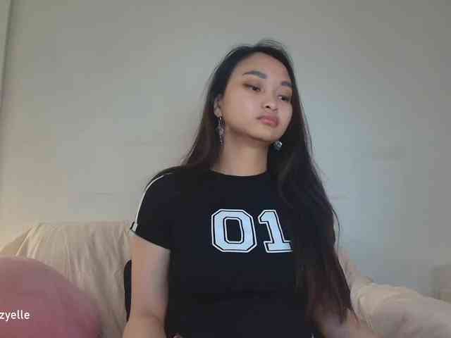 RozyElle webcam