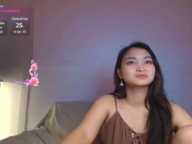 RozyElle webcam