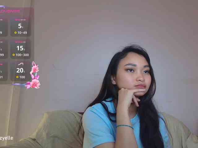 RozyElle webcam
