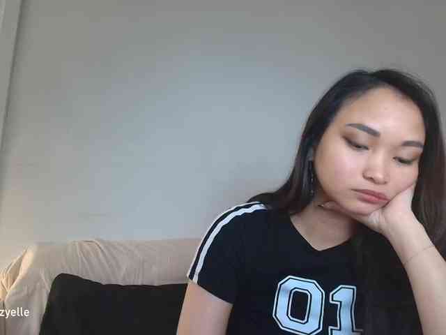 RozyElle webcam