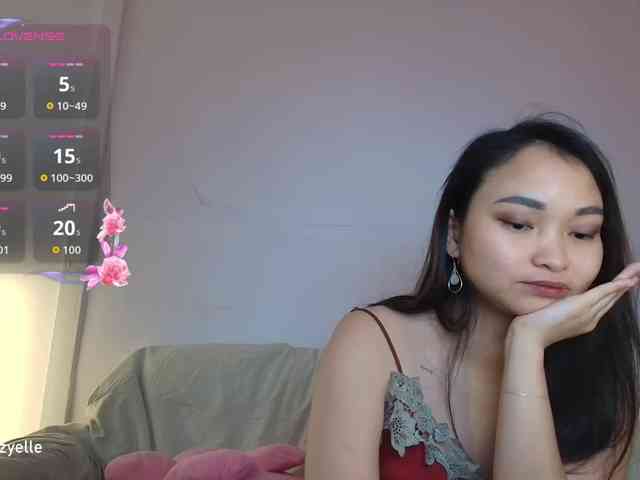 RozyElle webcam