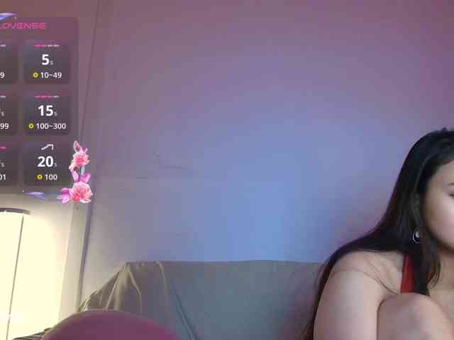 RozyElle webcam
