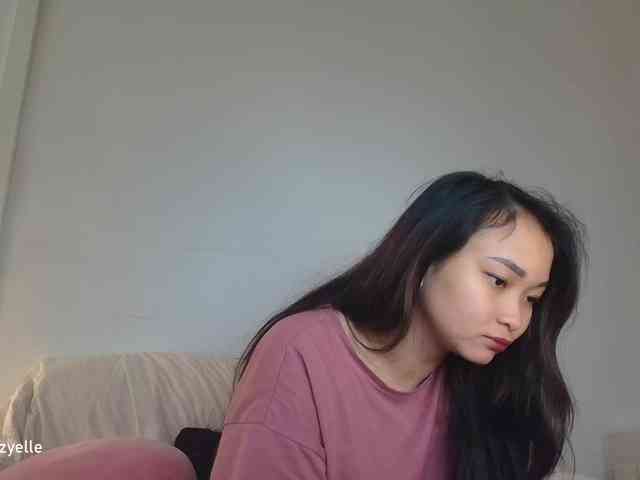 RozyElle webcam