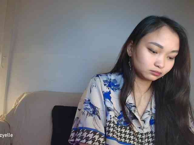 RozyElle webcam