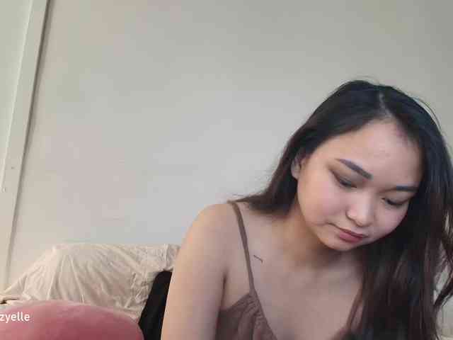 RozyElle webcam