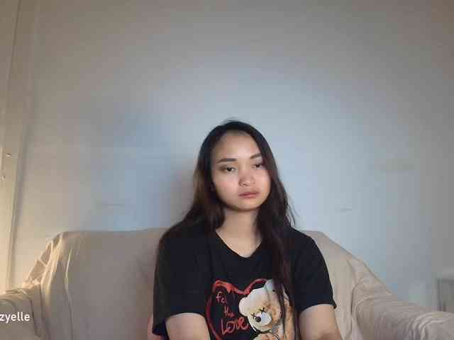 RozyElle webcam
