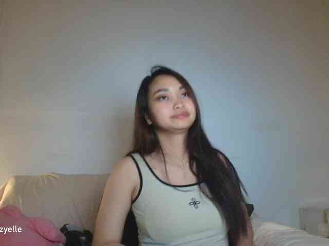 RozyElle webcam