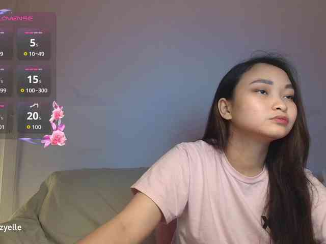 RozyElle webcam