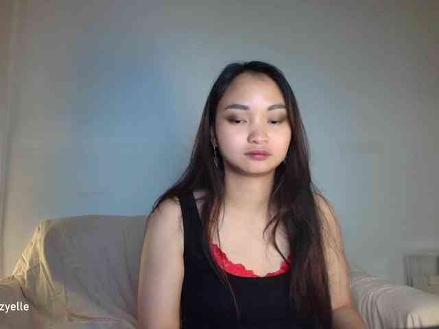 RozyElle webcam