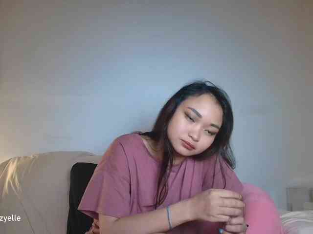 RozyElle webcam