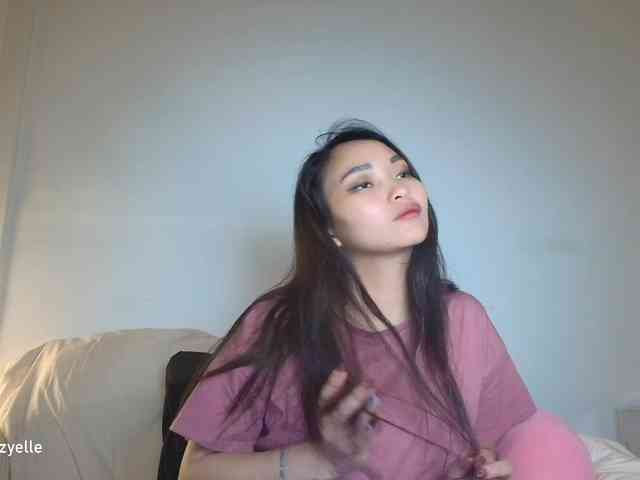 RozyElle webcam