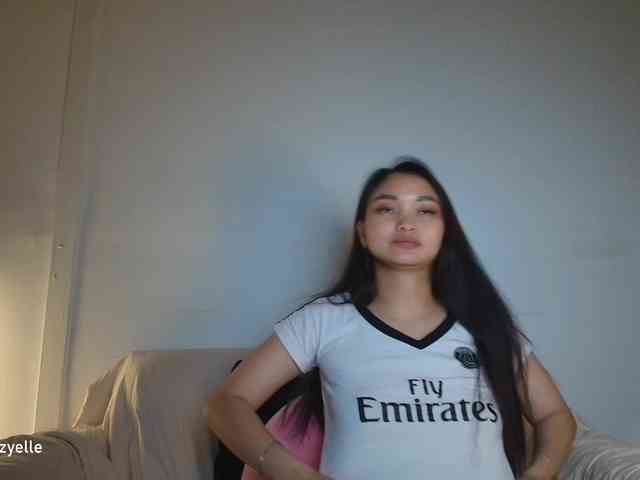 RozyElle webcam