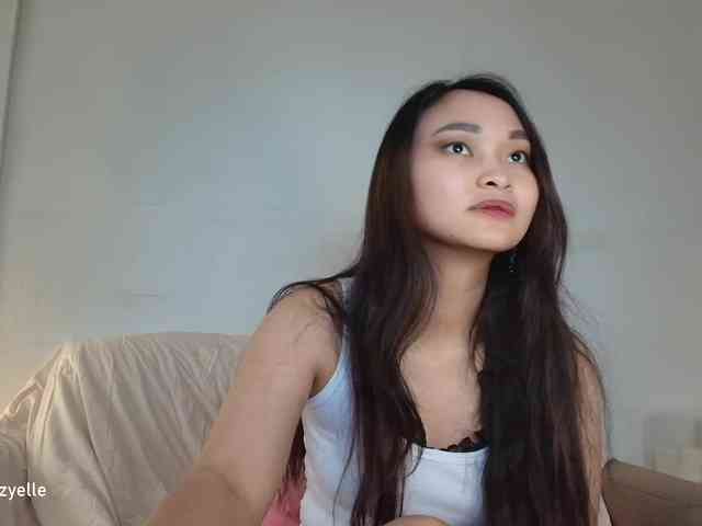 RozyElle webcam