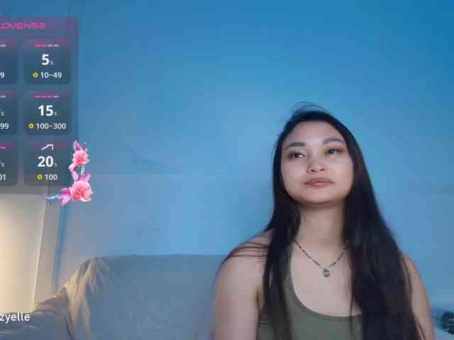 RozyElle webcam