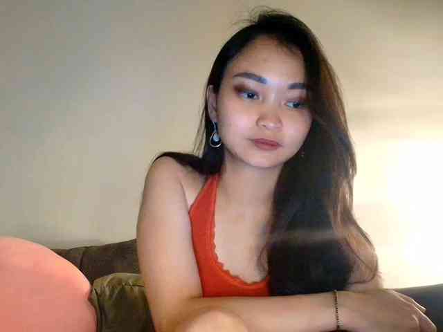 RozyElle webcam