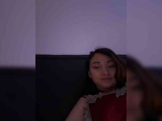 RozyElle webcam