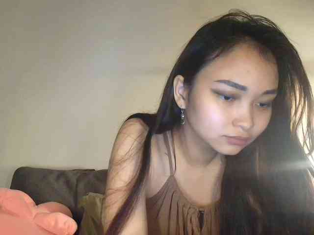 RozyElle webcam
