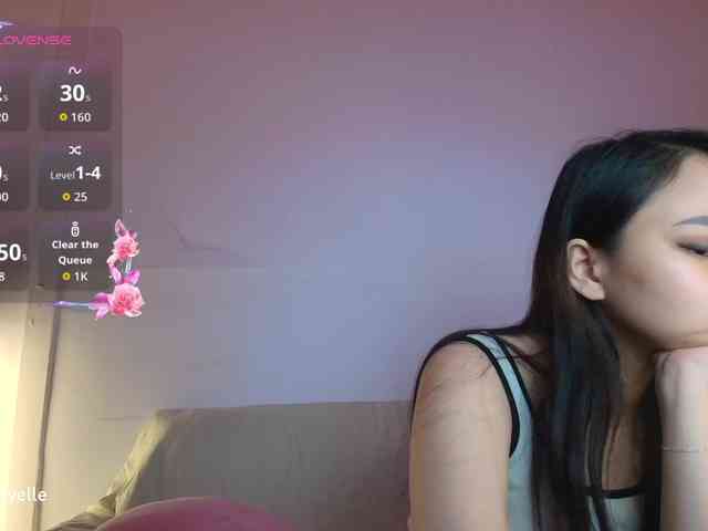 RozyElle webcam