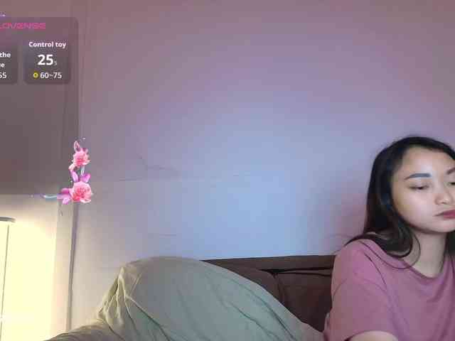 RozyElle webcam