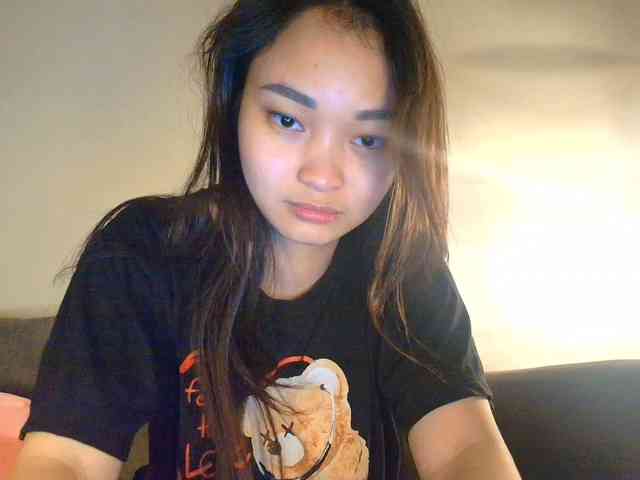 RozyElle webcam