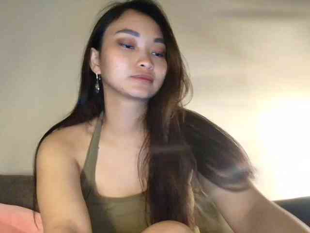 RozyElle webcam
