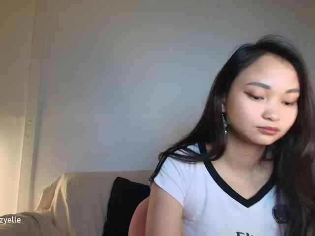 RozyElle webcam