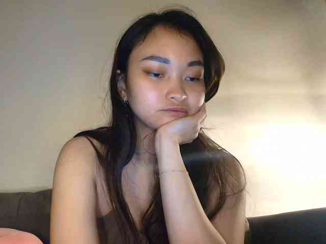 RozyElle webcam