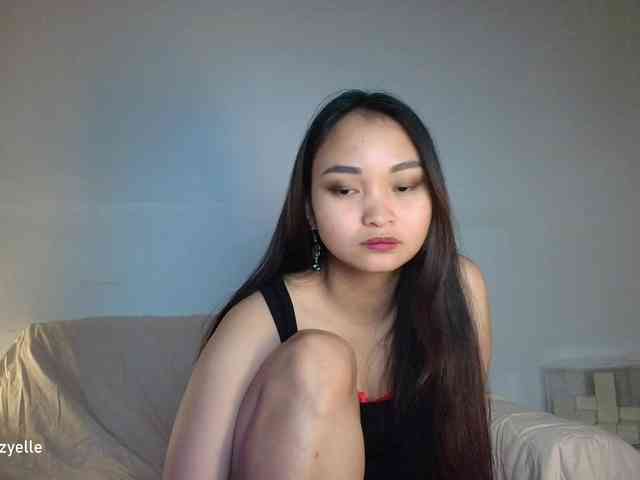 RozyElle webcam