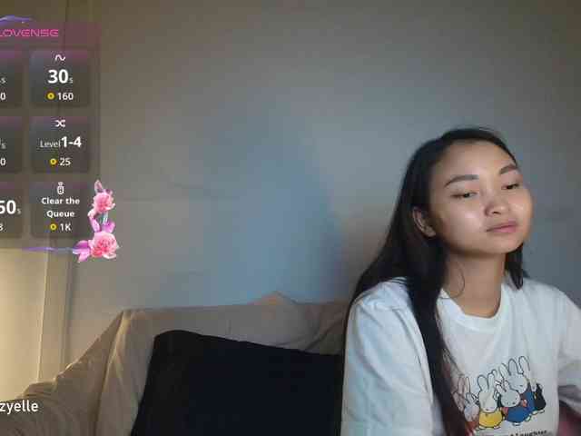 RozyElle webcam
