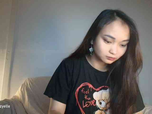 RozyElle webcam