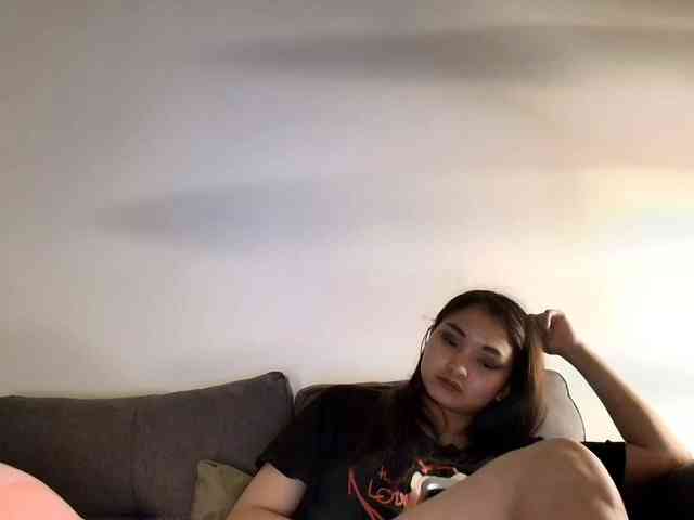 RozyElle webcam