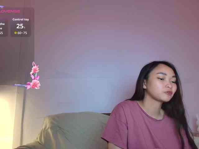 RozyElle webcam