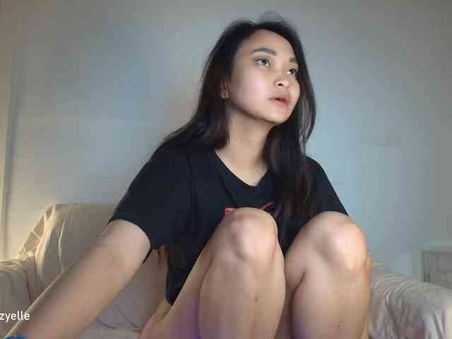 RozyElle webcam