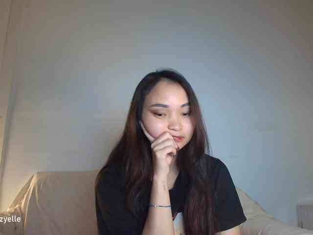 RozyElle webcam