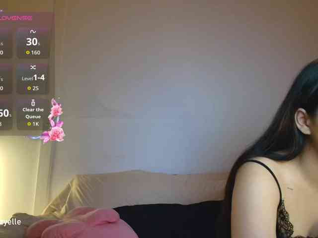 RozyElle webcam