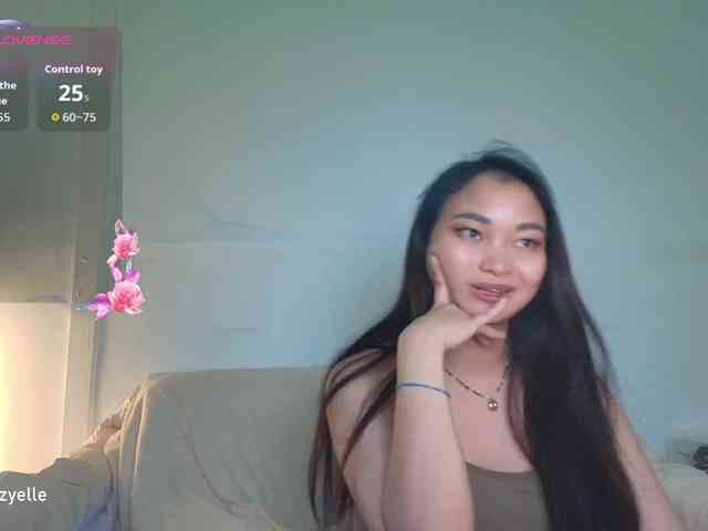 RozyElle webcam